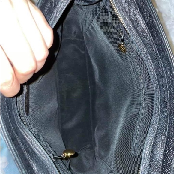 Chanel Tote chained bag in Caviar Leather (Excellent Condition) - Picture 10 of 11